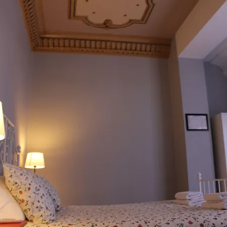 Hi Canovas Otel *