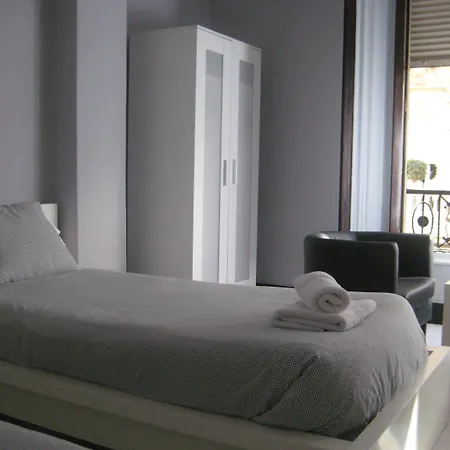 Hotel Hi Canovas *